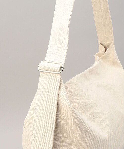 coen(コーエン)の「COENロゴビッグショルダーバッグ/でかバッグ(ショルダーバッグ・レディース・ブラック/オフホワイト・FREE)」の8枚目の写真