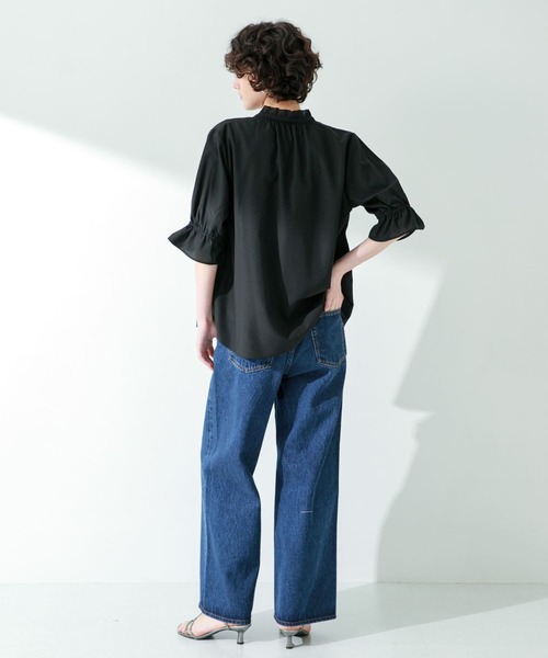 URBAN RESEARCH Sonny Label（アーバンリサーチサニーレーベル）の「『UR TECH』 スタンドフリルブラウス（シャツ/ブラウス・レディース・ホワイト/ブラック/ブルー・FREE）」の9枚目の写真