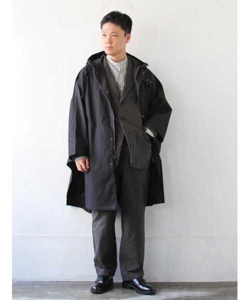 A VONTADE(アボンタージ)の「【A VONTADE】ア ボンタージ/ British Field Cape Coat(その他アウター・メンズ・ブラック/オリーブ・FREE)」の1枚目の写真