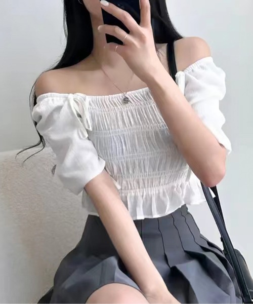 Twinkle;pm（トゥインクルピーエム）の「スクエアネックシャーリングブラウス（シャツ/ブラウス・レディース・ホワイト/ブラック・FREE）」の7枚目の写真