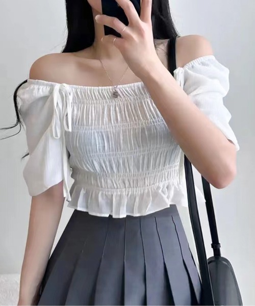 Twinkle;pm（トゥインクルピーエム）の「スクエアネックシャーリングブラウス（シャツ/ブラウス・レディース・ホワイト/ブラック・FREE）」の6枚目の写真