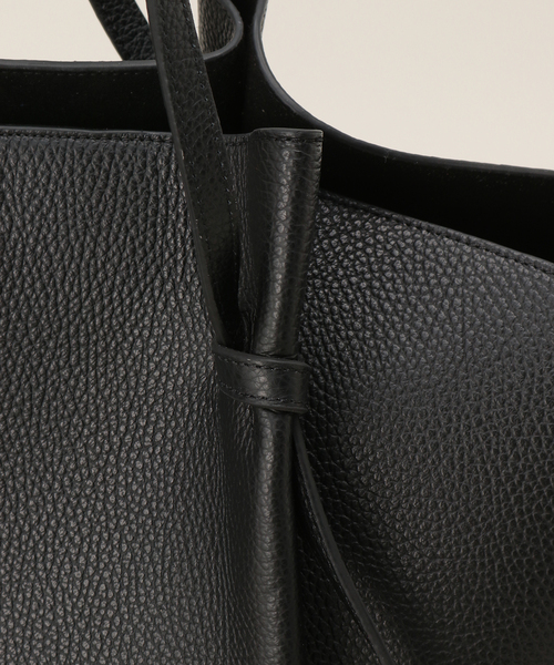 YUZEFI ユゼフィBLACK クラッチバッグ YUZCHBDI00BLACK LARGE MOCHI - BLACK SUEDE – Yuzefi