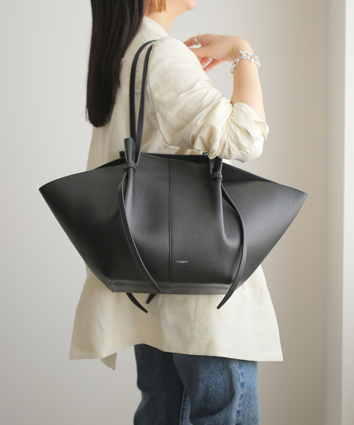 Yuzefi（ユゼフィ）の「YUZEFI/ユゼフィ LARGE MOCHI