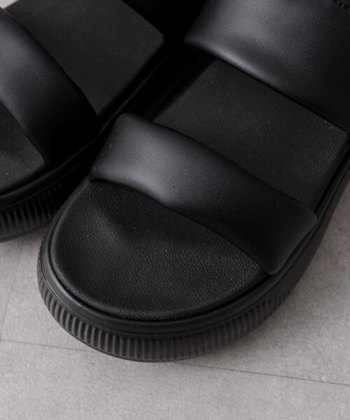 ear PAPILLONNER(イアパピヨネ)の「【PUMA(プーマ)】Mayu Puffy Sandals Wns/厚底サンダル(サンダル・レディース・ホワイト/ブラック・23cm/25cm/24cm)」の14枚目の写真