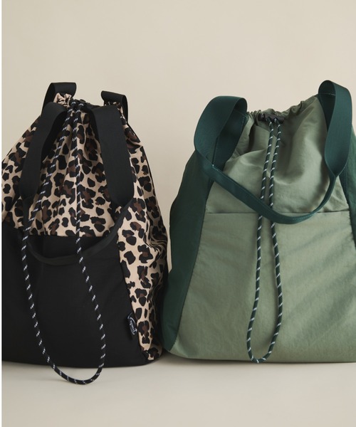 MERLOT（メルロー）の「【A4サイズ収納可能】【バッグパック、トートバッグの2way】バイカラー2wayバッグ（トートバッグ・レディース・グリーン/レオパード・FREE）」の14枚目の写真