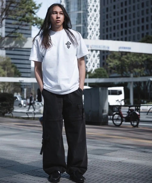 gibous（ギボス）の「gibous/ギボス/gibous×lhp cross wappen t shirt（Tシャツ/カットソー・レディース・ブラック/ホワイト・L/M/XL）」の7枚目の写真
