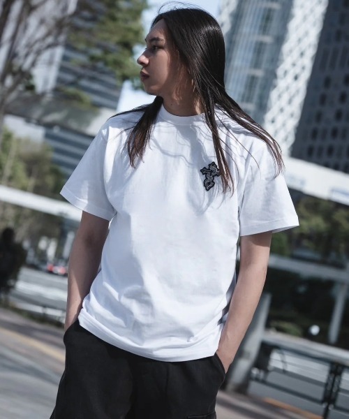 gibous（ギボス）の「gibous/ギボス/gibous×lhp cross wappen t shirt（Tシャツ/カットソー・レディース・ブラック/ホワイト・L/M/XL）」の8枚目の写真