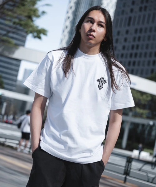 gibous（ギボス）の「gibous/ギボス/gibous×lhp cross wappen t shirt（Tシャツ/カットソー・レディース・ブラック/ホワイト・L/M/XL）」の9枚目の写真