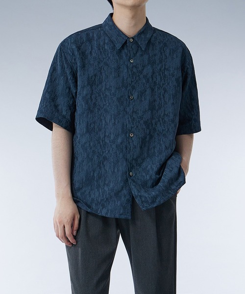 UNITED TOKYO（ユナイテッドトウキョウ）の「FSVジャガードシャツ（シャツ/ブラウス・メンズ・ブラック/オリーブ・1/2）」の2枚目の写真