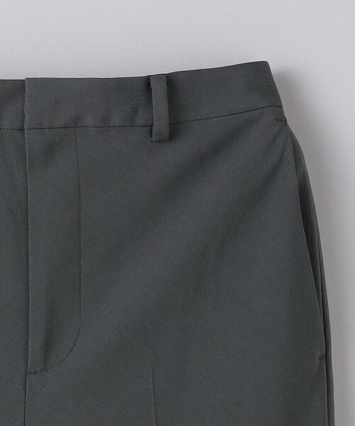 UNITED ARROWS（ユナイテッドアローズ）の「バイアス ワイドパンツ（スラックス・レディース・ダークグレー/ベージュ/ライラック・36/38/40/34）」の11枚目の写真