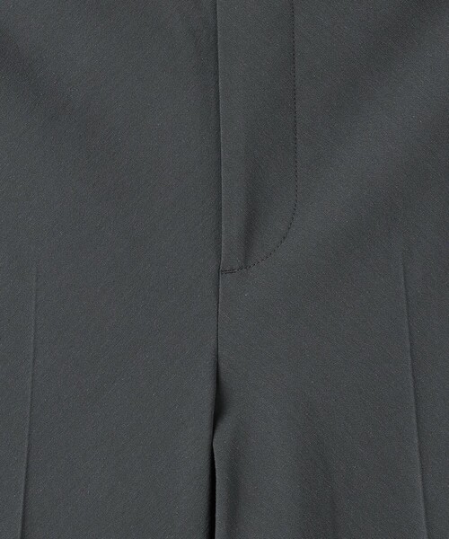 UNITED ARROWS（ユナイテッドアローズ）の「バイアス ワイドパンツ（スラックス・レディース・ダークグレー/ベージュ/ライラック・36/38/40/34）」の22枚目の写真