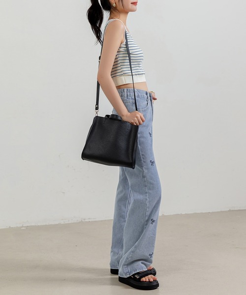 DAY CLOSET(デイ クローゼット)の「レディース フロント刺繍ストレートデニムパンツ(デニムパンツ・レディース・ブルー/ブルー系その他・S/M/L/XL)」の12枚目の写真