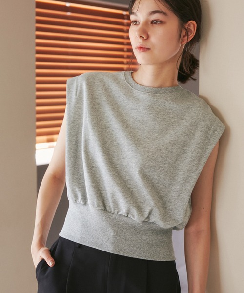 ROPE' PICNIC(ロペピクニック)の「汗染み防止/バックスリットフレンチスリーブミニ裏毛プルオーバー(スウェット・レディース・チャコールグレー/ライトグレー/ホワイト/グレー系その他・38)」の3枚目の写真