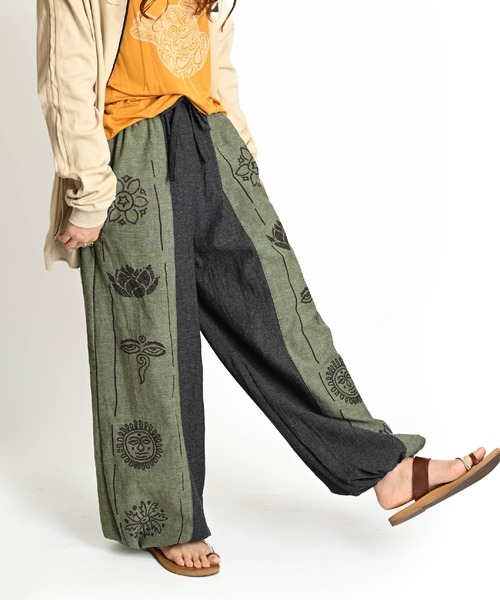 MARAI(マーライ)の「エスニック柄 ウエストゴム バイカラー バルーンパンツ サルエルパンツ(その他パンツ・レディース・カーキ/ブルー/ブラウン/レッド/ネイビー/パープル・FREE)」の3枚目の写真