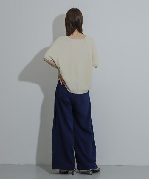 SENSE OF PLACE by URBAN RESEARCH（センスオブプレイスバイアーバンリサーチ）の「Vネックドルマンセーター（ニット/セーター・レディース・ネイビー/レッド/アイボリー/ブラック・ONE）」の11枚目の写真