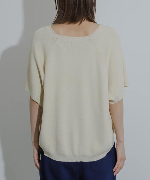 SENSE OF PLACE by URBAN RESEARCH（センスオブプレイスバイアーバンリサーチ）の「Vネックドルマンセーター（ニット/セーター・レディース・ネイビー/レッド/アイボリー/ブラック・ONE）」の14枚目の写真