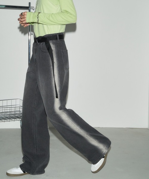 Auntie Rosa Holiday(アンティローザホリデー)の「サイドラインワイドデニム(デニムパンツ・レディース・ブラック/ブルー・SMALL/MEDIUM)」の7枚目の写真