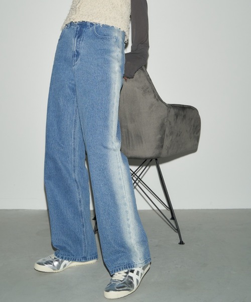 Auntie Rosa Holiday(アンティローザホリデー)の「サイドラインワイドデニム(デニムパンツ・レディース・ブラック/ブルー・SMALL/MEDIUM)」の17枚目の写真