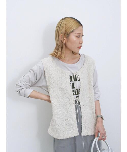 Samansa Mos2 blue（サマンサモスモスブルー）の「ラメ混フラッグヤーン2wayニットベスト（ニット/セーター・レディース・グレー/オフホワイト/ブラック・F）」の10枚目の写真