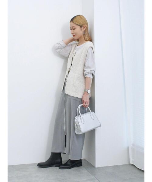 Samansa Mos2 blue（サマンサモスモスブルー）の「ラメ混フラッグヤーン2wayニットベスト（ニット/セーター・レディース・グレー/オフホワイト/ブラック・F）」の11枚目の写真