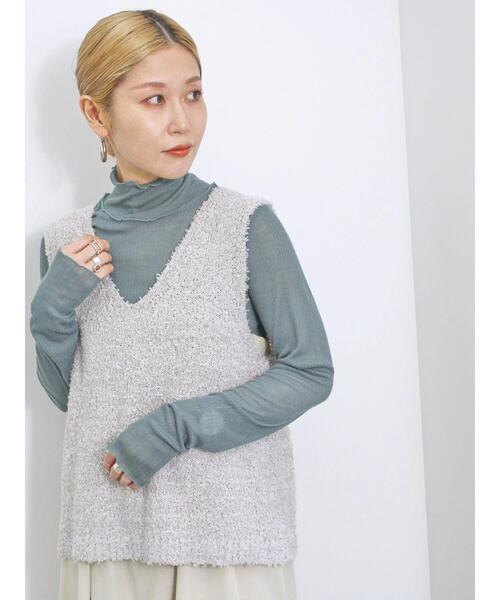 Samansa Mos2 blue（サマンサモスモスブルー）の「ラメ混フラッグヤーン2wayニットベスト（ニット/セーター・レディース・グレー/オフホワイト/ブラック・F）」の15枚目の写真