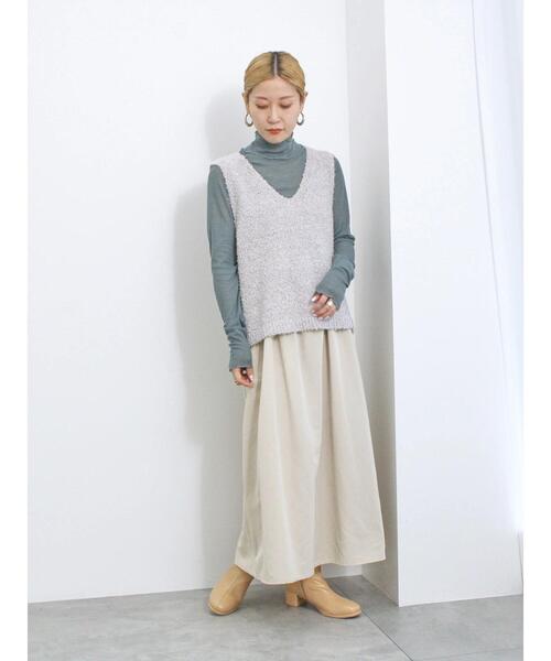 Samansa Mos2 blue（サマンサモスモスブルー）の「ラメ混フラッグヤーン2wayニットベスト（ニット/セーター・レディース・グレー/オフホワイト/ブラック・F）」の17枚目の写真