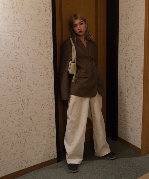 INTER FACTORY(インターファクトリー)の「haruka - アソート2wayテーラードジャケット - made in INTERFACTORY(テーラードジャケット・レディース・チャコールグレー/ブラウン・FREE)」の19枚目の写真