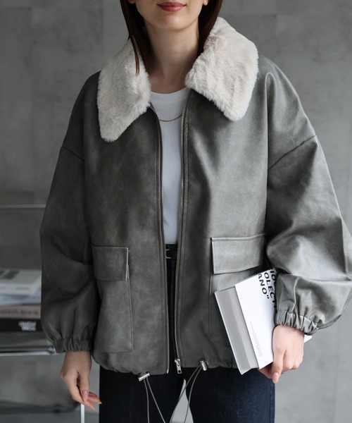 Type①【ファー付き】
model：162cm 着用サイズ：F