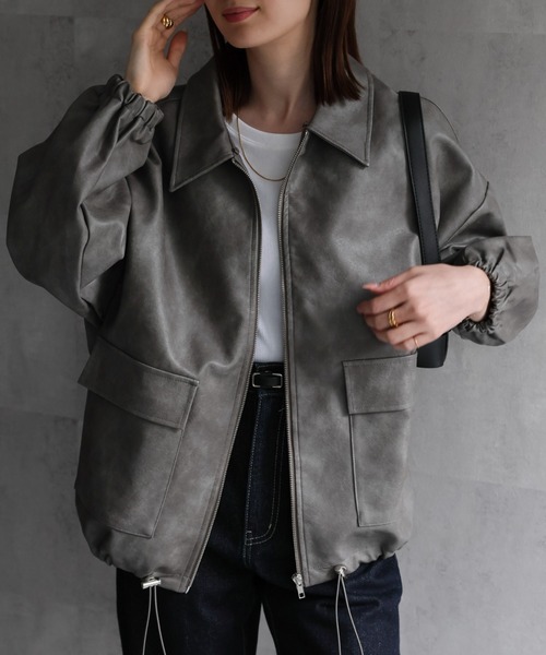 Type①【ファー付き】
model：162cm 着用サイズ：F