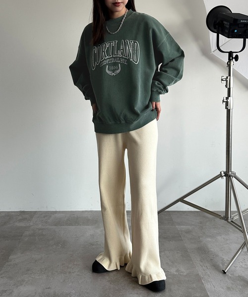 apres jour mignon（アプレジュールミニョン）の「裾フリルリブニットパンツ【ZOZOTOWN限定アイテム】（その他パンツ・レディース・ブラック/アイボリー/ブルー/オレンジ系その他/チャコールグレー/マスタード・X-LARGE/MEDIUM/SMALL）」の12枚目の写真