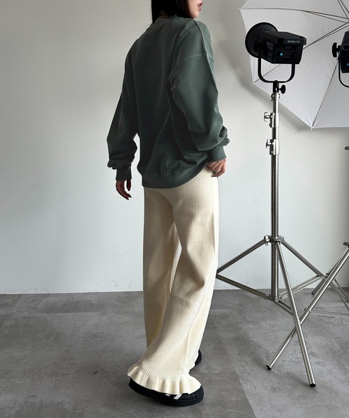 apres jour mignon（アプレジュールミニョン）の「裾フリルリブニットパンツ【ZOZOTOWN限定アイテム】（その他パンツ・レディース・ブラック/アイボリー/ブルー/オレンジ系その他/チャコールグレー/マスタード・X-LARGE/MEDIUM/SMALL）」の14枚目の写真