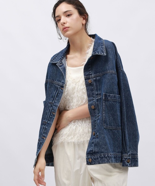 LAKOLE(ラコレ)の「デニムジャケット / 147173(デニムジャケット・レディース・ライトブルー/ブラック・MEDIUM/SMALL)」の2枚目の写真