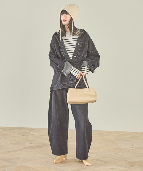 LAKOLE(ラコレ)の「デニムジャケット / 147173(デニムジャケット・レディース・ライトブルー/ブラック・MEDIUM/SMALL)」の6枚目の写真