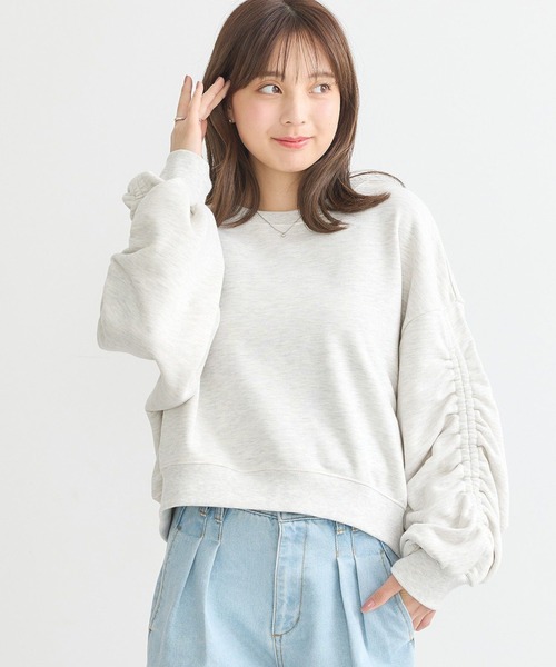 earth music&ecology(アースミュージックアンドエコロジー)の「ドロストスリーブスウェット(スウェット・レディース・ブラック/ロイヤルブルー/オートミール/ブラウン・FREE)」の4枚目の写真