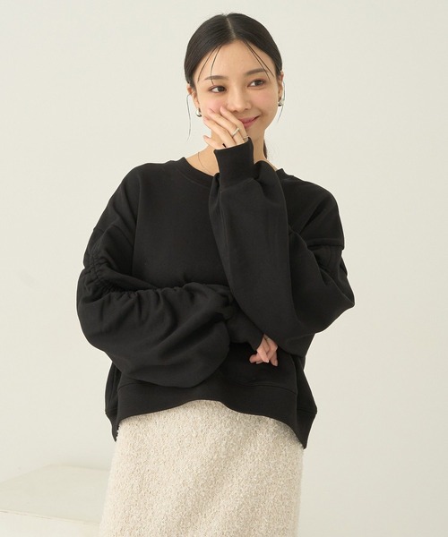earth music&ecology(アースミュージックアンドエコロジー)の「ドロストスリーブスウェット(スウェット・レディース・ブラック/ロイヤルブルー/オートミール/ブラウン・FREE)」の21枚目の写真