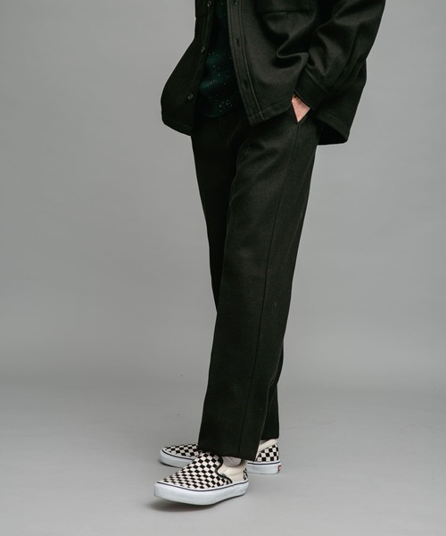 URBAN RESEARCH Sonny Label（アーバンリサーチサニーレーベル）の「ソフトメルトンイージーパンツ（その他パンツ・メンズ・チャコールグレー/ブラック・MEDIUM/LARGE）」の4枚目の写真