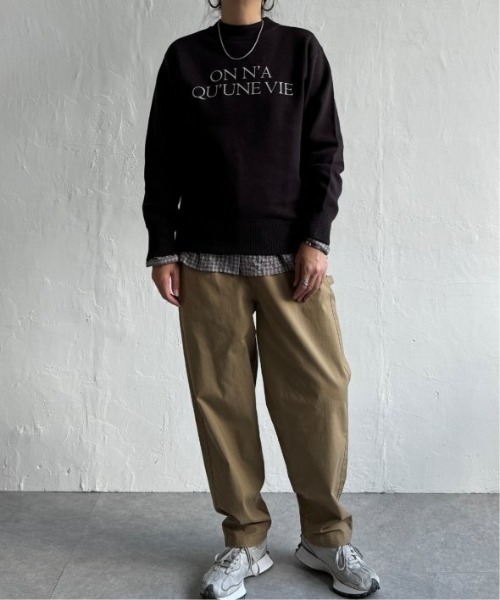 LBC（エルビーシー）の「スウェットライクロゴプリントニット（ニット/セーター・レディース・オフホワイト/チャコール/ブルー/杢グレー・M）」の6枚目の写真