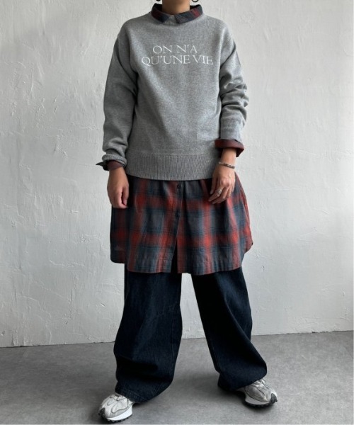 LBC（エルビーシー）の「スウェットライクロゴプリントニット（ニット/セーター・レディース・オフホワイト/チャコール/ブルー/杢グレー・M）」の7枚目の写真