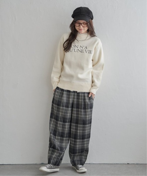 LBC（エルビーシー）の「スウェットライクロゴプリントニット（ニット/セーター・レディース・オフホワイト/チャコール/ブルー/杢グレー・M）」の14枚目の写真