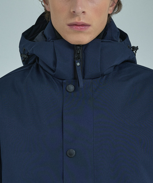 CAPEHORN(ケープホーン)の「【CAPE HORN】別注カラー / COCKBURN / フーデット ショートダウンジャケット(ダウンジャケット/コート・メンズ・ブラック/ネイビー/ベージュ・50/46/48)」の8枚目の写真