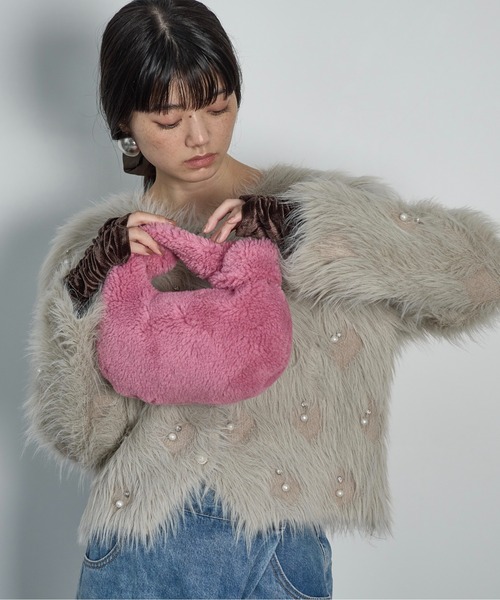 THE YOn（ザヨン）の「ノットハンドルボアバッグ（ハンドバッグ・レディース・ピンク/イエロー/ブラック・FREE）」の3枚目の写真