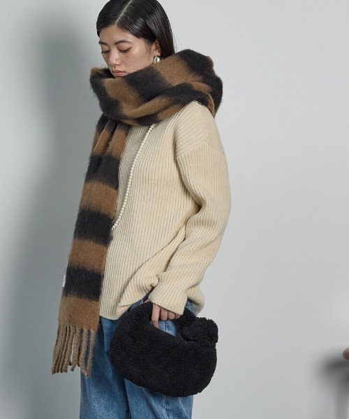 THE YOn（ザヨン）の「ノットハンドルボアバッグ（ハンドバッグ・レディース・ピンク/イエロー/ブラック・FREE）」の16枚目の写真