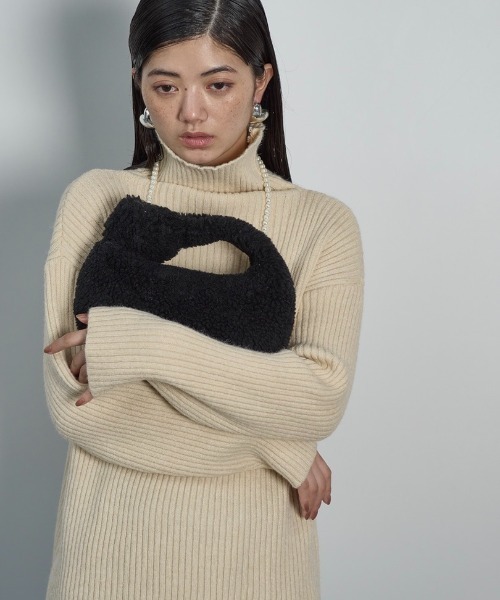 THE YOn（ザヨン）の「ノットハンドルボアバッグ（ハンドバッグ・レディース・ピンク/イエロー/ブラック・FREE）」の13枚目の写真