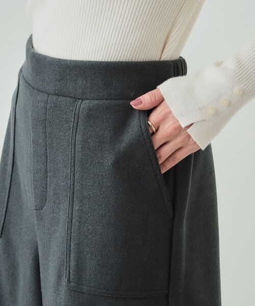 DRESKIP(ドレスキップ)の「◆【あったか】きれいめ ベイカーガウチョパンツ(その他パンツ・レディース・チャコールグレー/ライトベージュ/グリーン・02/01/04/03)」の21枚目の写真