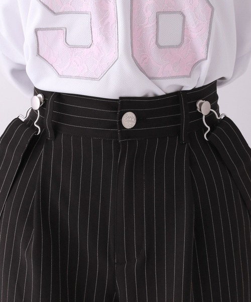 repipi armario（レピピ アルマリオ）の「ストライプサスペンダーパンツ（その他パンツ・キッズ・ブラック/グレー・LARGE/MEDIUM/SMALL）」の13枚目の写真