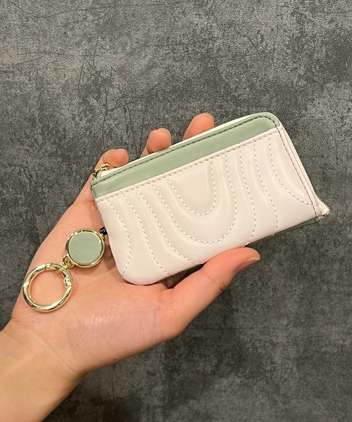 Flowering（フラワーリング）の「クマ/犬/ミニハート刺繍/ニュアンスキルティング/メタリックカラー/キーポーチ（キーケース/キーアクセサリー・レディース・ブルー/シルバー/ブラック/アイボリー/ブラウン/ブラック系1/グリーン/オレンジ/ゴールド/ピンクゴールド/ピンク/オレンジ系1/ブルー系1/グリーン系1・FREE）」の5枚目の写真