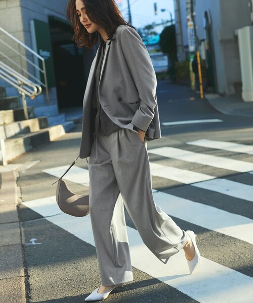23区(ニジュウサンク)の「【Oggi3月号掲載/セットアップ対応】ライトクロス ワイドパンツ(その他パンツ・レディース・ライトグレー系/ネイビー系/ブラック系・38/40/36)」の4枚目の写真