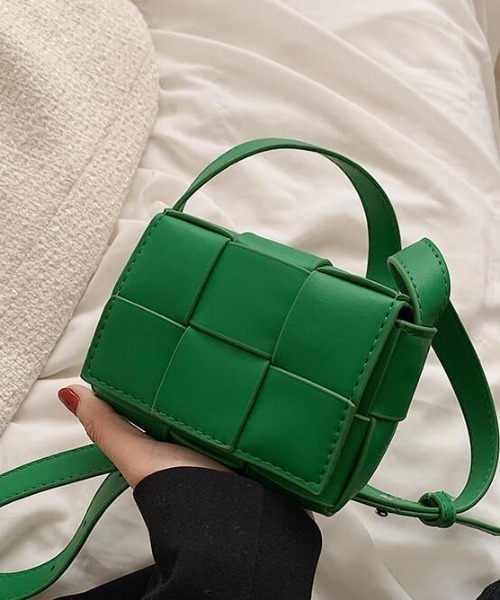 セール】イントレチャートスクエアミニバッグ（ショルダーバッグ）｜L