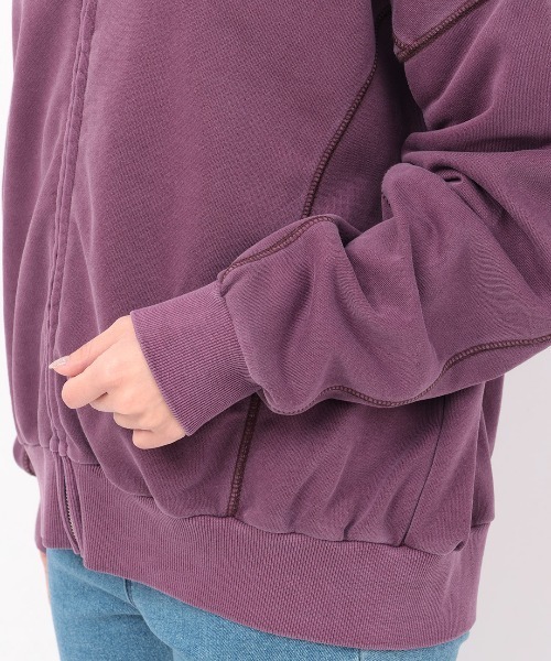 チチカカ（チチカカ）の「ピグメントスウェットブルゾン（ブルゾン・レディース・ダークパープル/オフホワイト/チャコールグレー・FREE）」の15枚目の写真