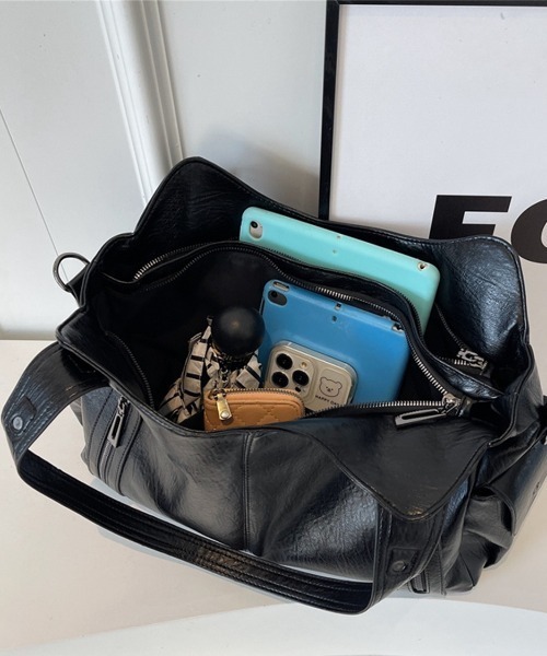 lilful（リルフル）の「2WAY ダブルジップデザイン 大容量ボストンショルダーバッグ 多機能ポケット付（ショルダーバッグ・レディース・ブラック/ブラウン/キャメル・F）」の17枚目の写真